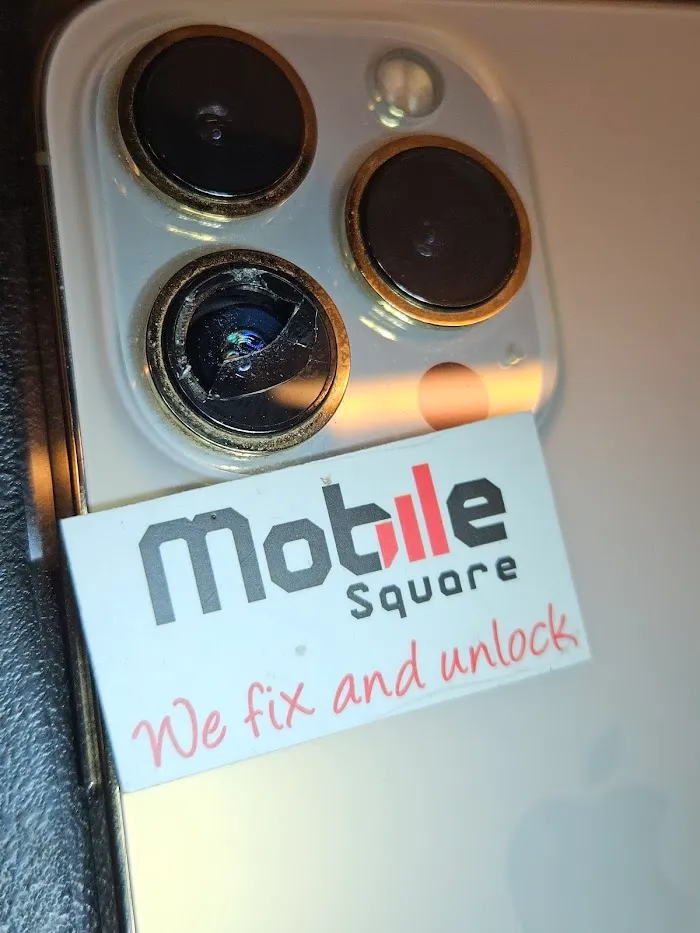 Cracked iPhone Screen Replacement Guide: Markham, ON