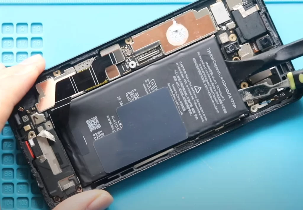 Signs Your Google Pixel Battery Needs Replacement