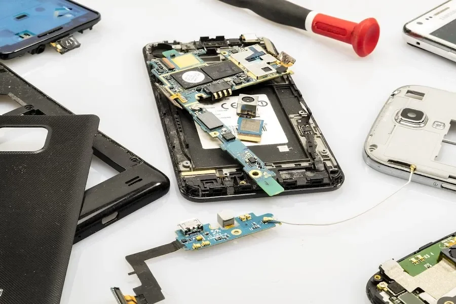 The Complete Guide to Cell Phone Repair: Common Problems and Solutions